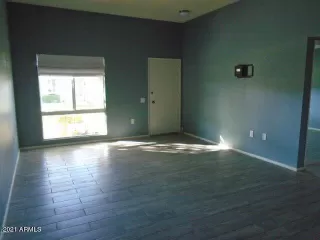 Photo #2: 6287129 Listing