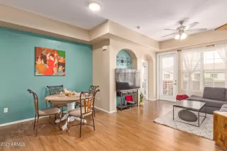 Photo #4: 6287241 Listing