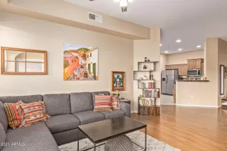 Photo #6: 6287241 Listing