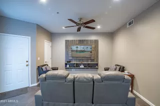 Photo #6: 6287626 Listing