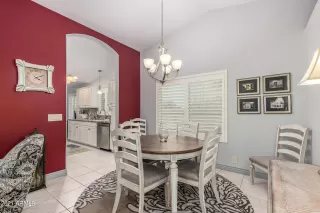 Photo #6: 6287640 Listing 