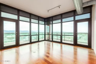 Photo #3: 6287652 Listing