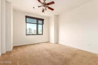 Photo #4: 6287652 Listing