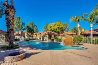 Photo #2: 6287761 Listing