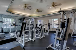 Photo #6: 6287761 Listing