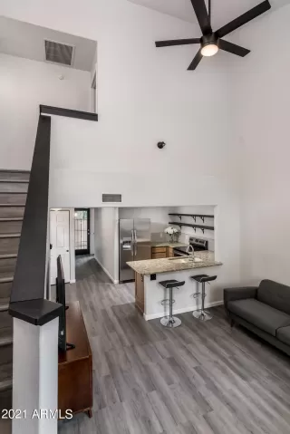 Photo #3: 6287893 Listing