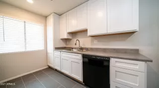 Photo #3: 6287899 Listing