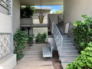 Photo #2: 6287942 Listing