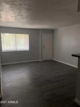 Photo #2: 6287952 Listing