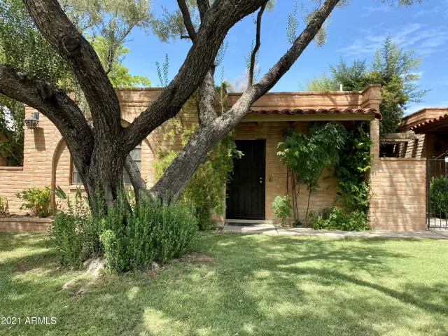 MLS: 6288023 Condo For Sale