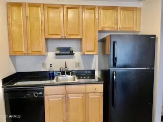 Photo #5: 6288041 Listing