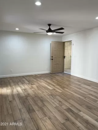 Photo #2: 6288047 Listing