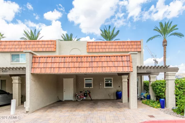 MLS: 6288181 Condo For Sale