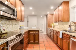 Photo #3: 6288181 Listing 