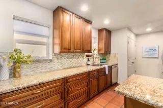 Photo #4: 6288181 Listing 