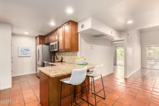 Photo #5: 6288181 Listing 