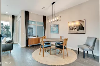 Photo #5: 6288229 Listing