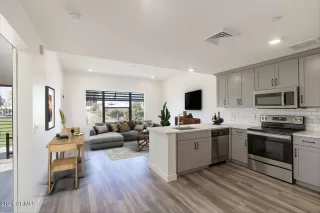 Photo #3: 6288240 Listing 