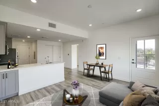 Photo #5: 6288240 Listing 