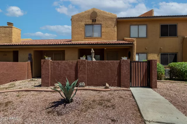 MLS: 6288870 Condo For Sale