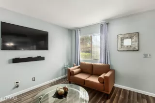 Photo #6: 6288870 Listing