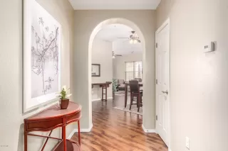 Photo #3: 6288929 Listing