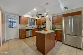 Photo #4: 6289137 Listing