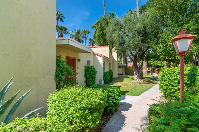 MLS: 6289277 Condo For Sale