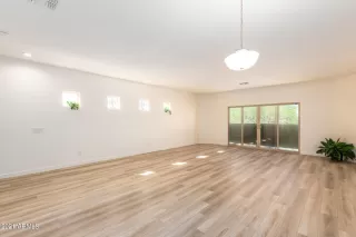 Photo #5: 6289306 Listing 