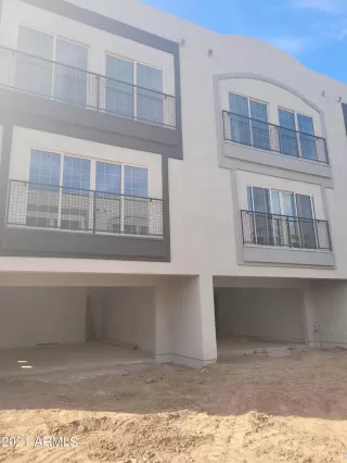 Photo #3: 6289307 Listing