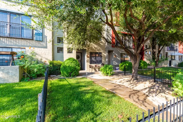 MLS: 6289369 Condo For Sale