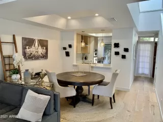 Photo #4: 6289420 Listing