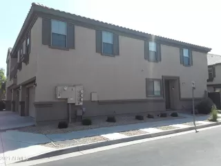 Photo #2: 6289434 Listing