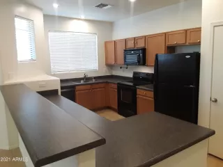 Photo #6: 6289434 Listing