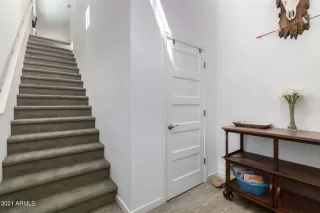 Photo #4: 6289454 Listing