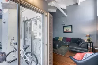 Photo #4: 6289545 Listing