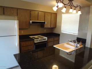 Photo #4: 6289665 Listing