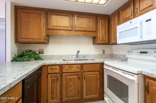 Photo #2: 6289803 Listing 