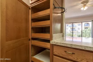 Photo #6: 6289803 Listing 