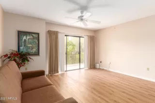 Photo #2: 6289883 Listing