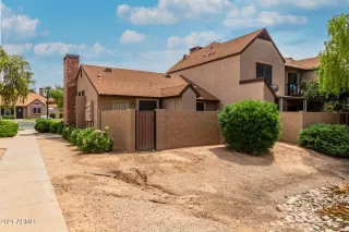 Photo #3: 6289958 Listing