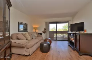Photo #3: 6290049 Listing 