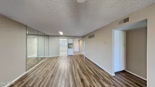 Photo #2: 6290148 Listing