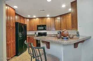 Photo #4: 6290185 Listing 