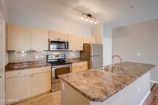Photo #2: 6290207 Listing