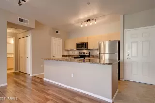 Photo #4: 6290207 Listing