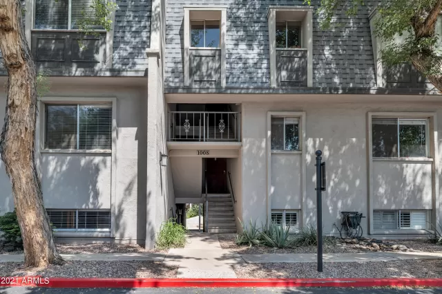 MLS: 6290424 Condo For Sale