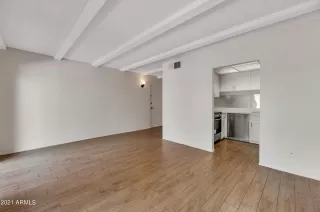 Photo #6: 6290424 Listing