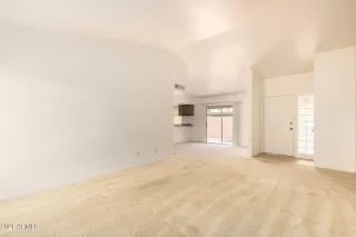 Photo #2: 6290425 Listing 