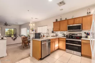 Photo #5: 6290474 Listing